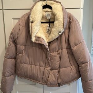 BDG Urban Outfitters Puffer jacket